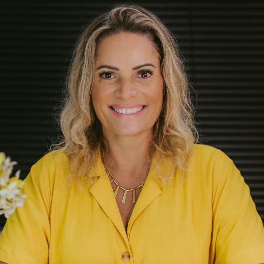 Dra. Cristiane Sathler