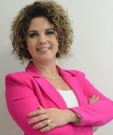 Dra Renata Menezes