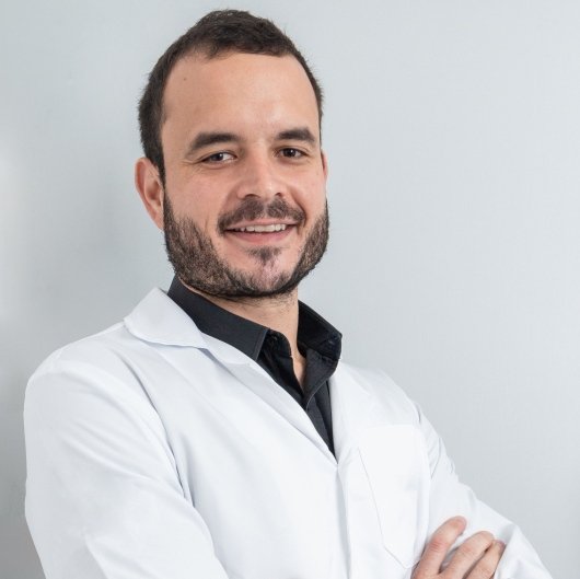 Dr. Mauro Zeraik Lima