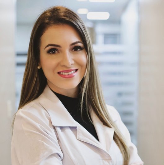 Dra. Ana Paula Thomé