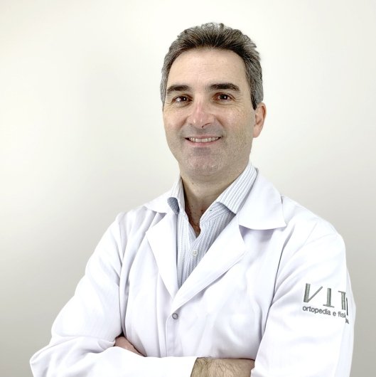 Dr. Breno Schor