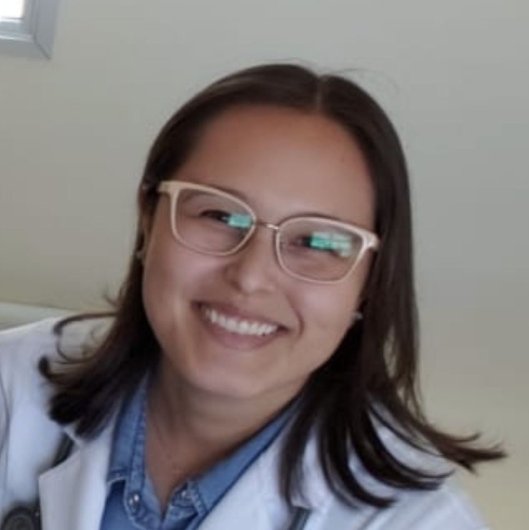 Dra. Mariana Piovesana