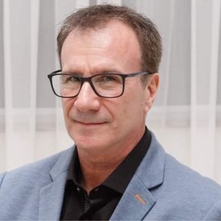 Dr. Sergio Fernando Zavarize