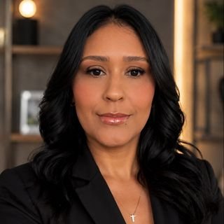 Dra. Ketlyn Oliveira