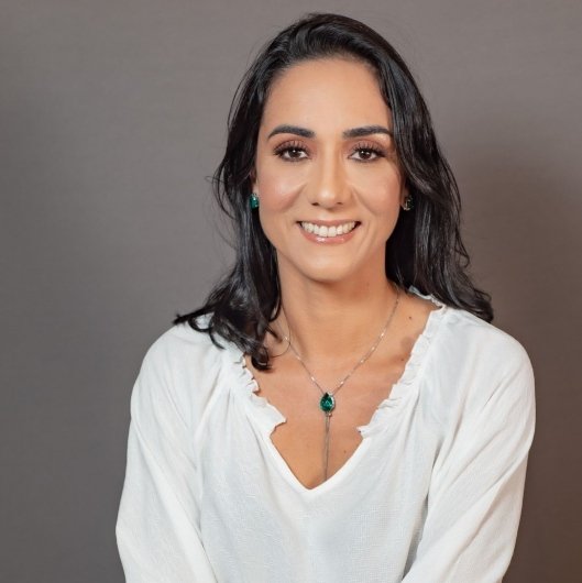 Dra. Debora Pacheco Andrade