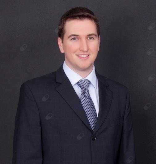 Dr. Eduardo Fetter