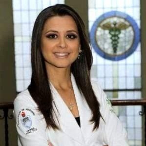 Dra. Gabriela Azambuja Cantori