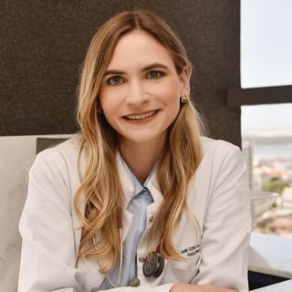 Dra. Ana Laura Contim Ferratto