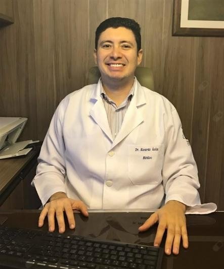 Dr. Ricardo Ávila