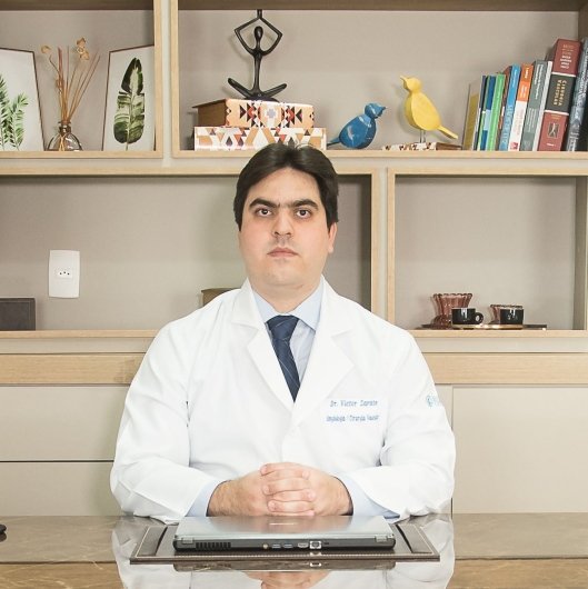 Dr. Victor Zarate