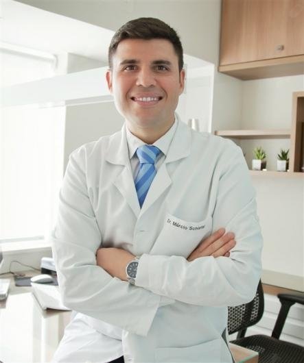 Dr. Márcio Schiefer