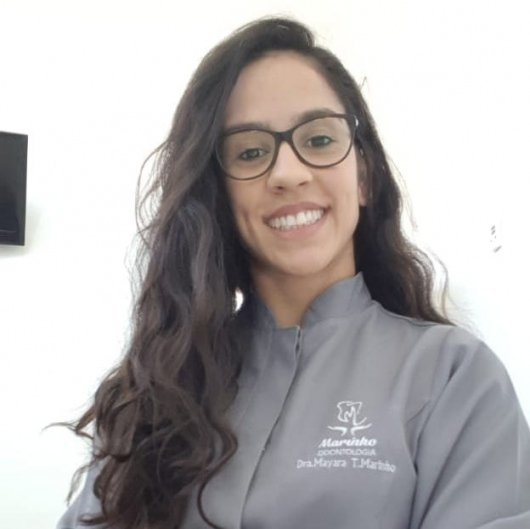 Dra. Mayara Terra Marinho