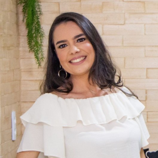 Carolina Iris Cardoso Rocha Passos