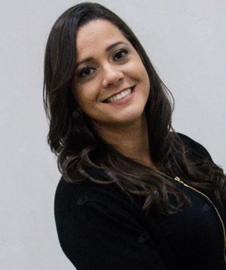 Dra. Rebeca Maria Moura do Nascimento