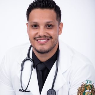 Dr. Leonardo Silva