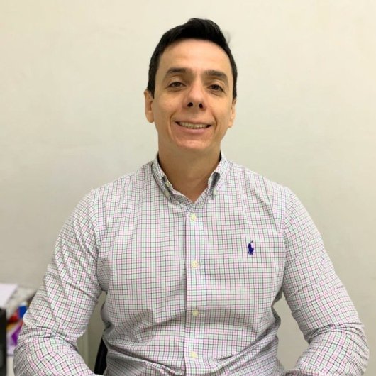 Dr. Laureno De Macedo Norat Neto