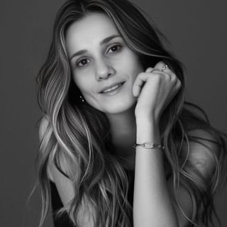 Dra. Silvia Raquel Fricke Matte