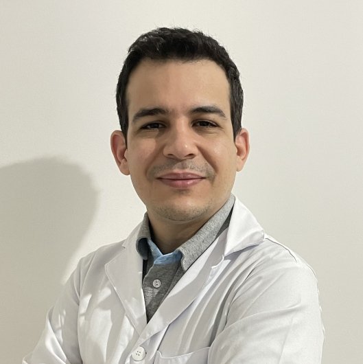 Dr. Hugo de Andrade Junqueira