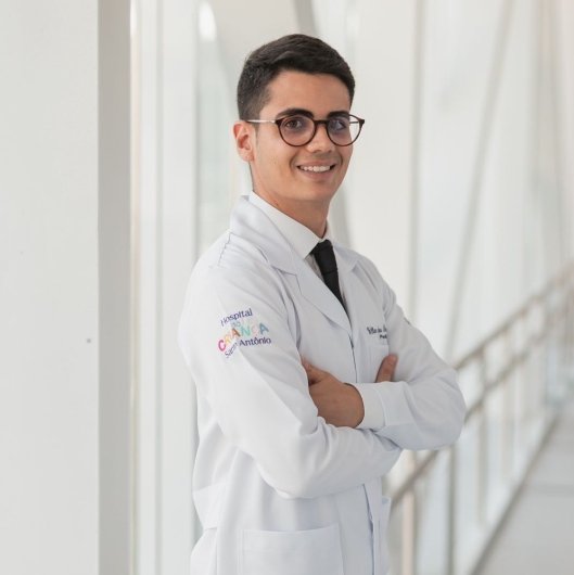 Dr. William Barcelos