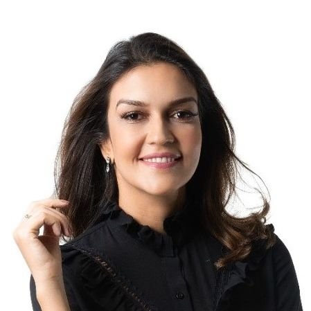 Dra. Rafaella Leal
