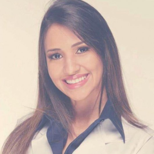 Dra. Juliane Moreira Barbosa