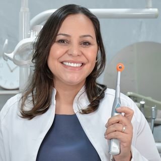 Dra. Amanda Colem Caldieri