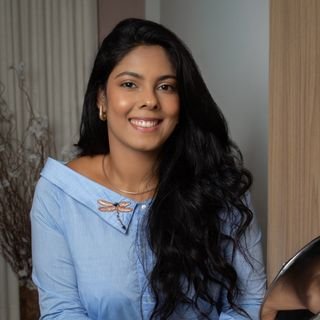 Dra. Francine Guedes
