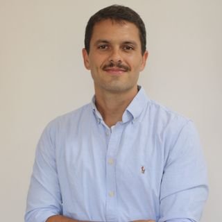 Dr. Matheus Herthel