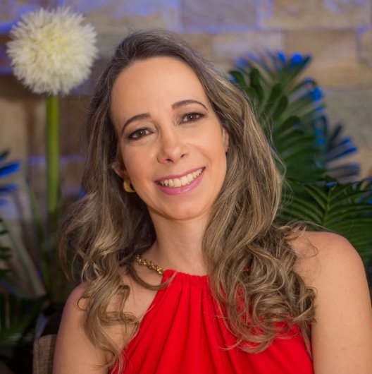 Dra. Ana Regina Trávolo