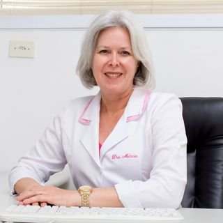 Dra. Marcia Faria Rodrigues