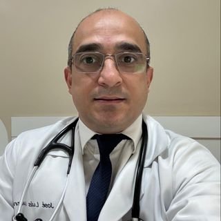 Dr. José Luís Camara Lucena
