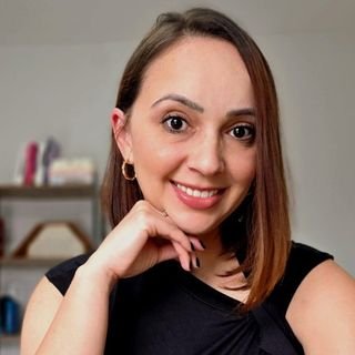 Dra. Jessica Cristina Dümes