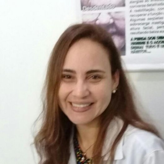 Dra. Lana Pessoa