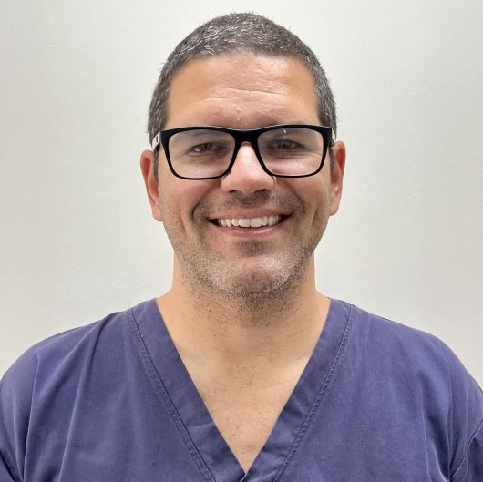 Dr. Vitor Viana