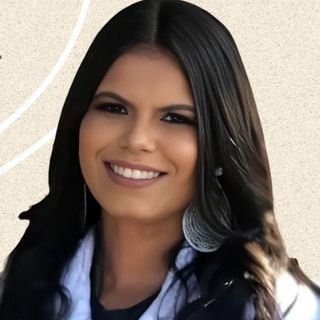 Dra. Estefani Martins