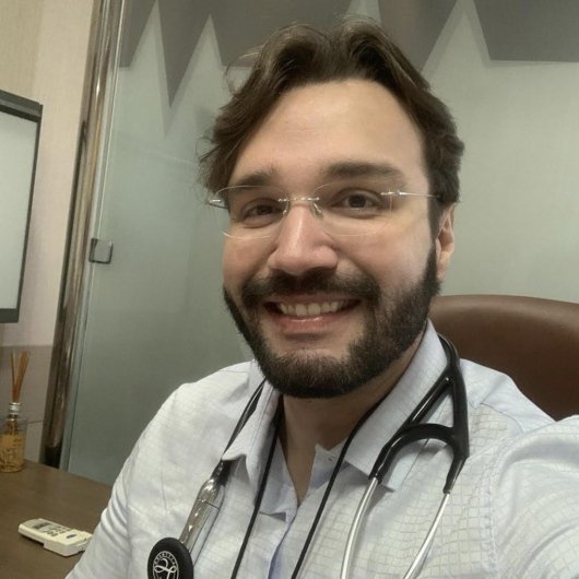 Dr. Caio Sena