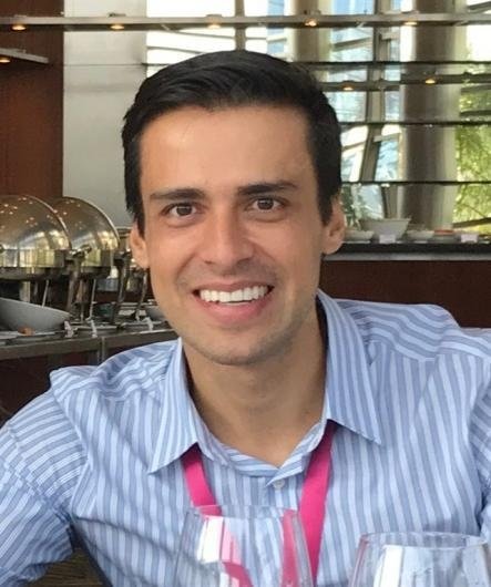 Dr. Fausto Stauffer Junqueira de Souza