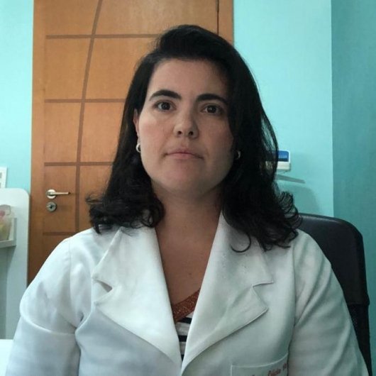 Dra. Ana Lucia de Souza Vivas
