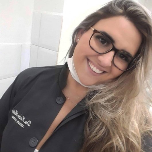 Dra. Larissa Martins