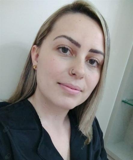 Fabíola Pires Fermino