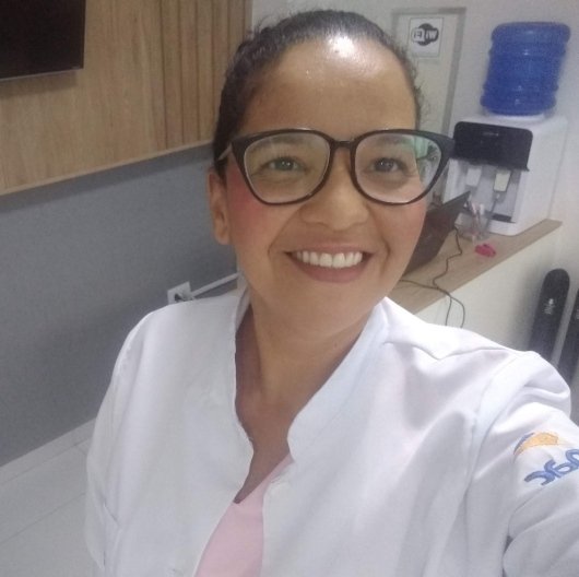 Prof. Elizângela Cristina Coutinho dos Santos