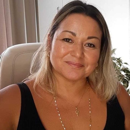Dra. Valquiria Calbo