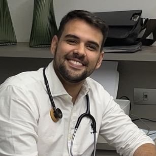 Dr. Matheus Bitencourt Duarte