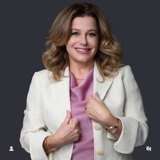 Dra. Márcia dos Santos Saraiva