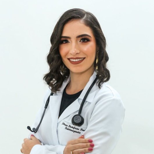 Dra. Juliana Destefane Pereira