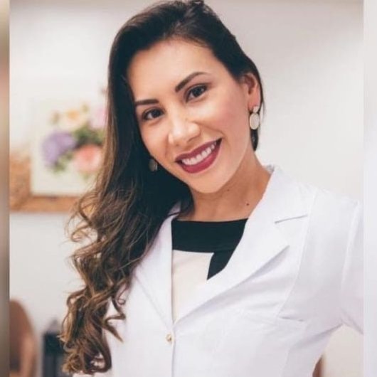 Dra. Livia de Andrade Bessa Cabete