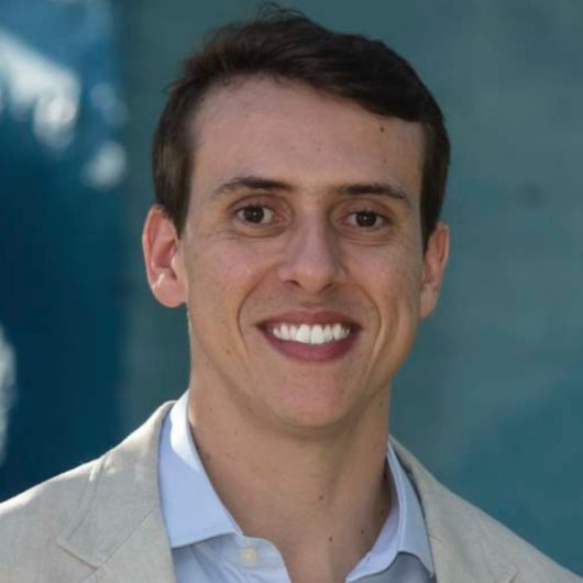 Dr. Leonardo Coutinho Maynart Aragão
