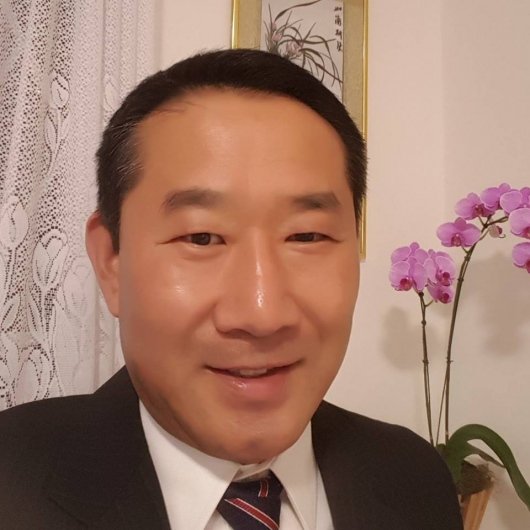 Dr. Peter Liu