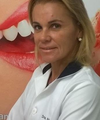 Dra. Mônica de Sá Moreira