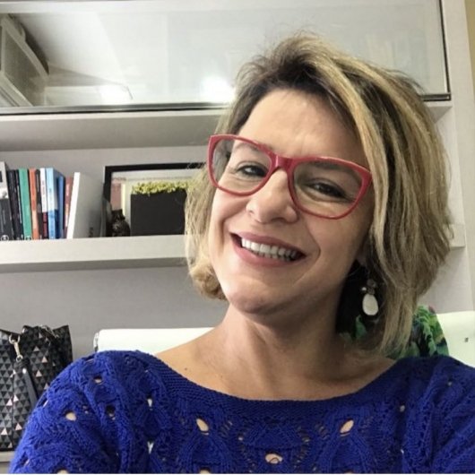 Mara Rubia Dias Born